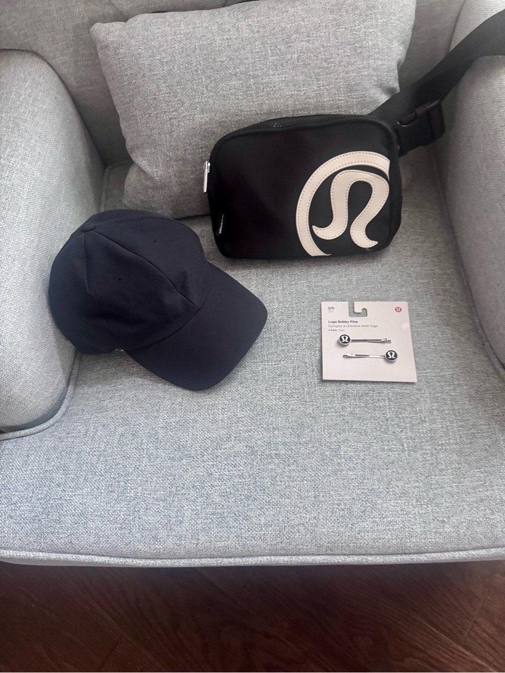 Brand New Lululemon LOT Black & white limited edition crossbody, hat & Bobby pin